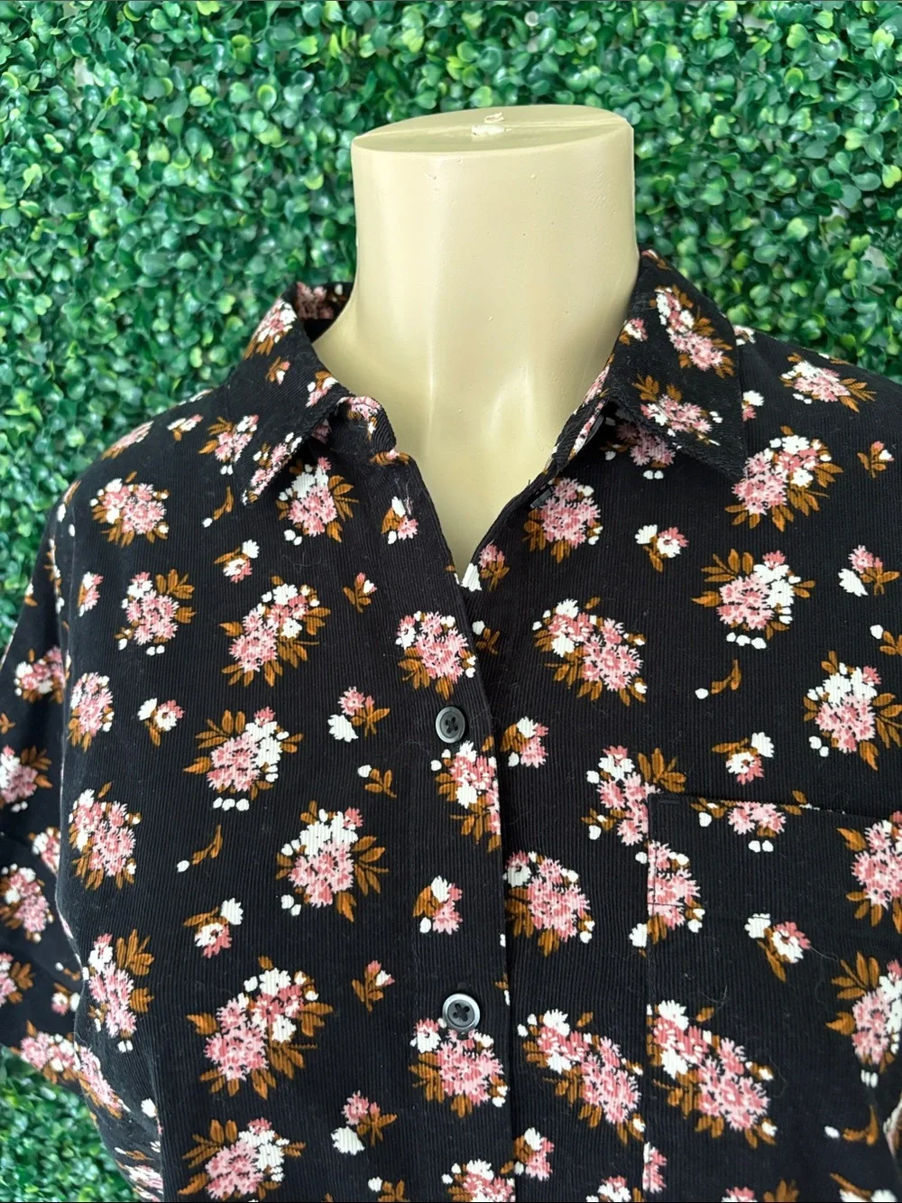 Madewell Black Floral Button-Front Short Sleeve Shirt